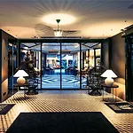 F6. An Ascend Collection Otel