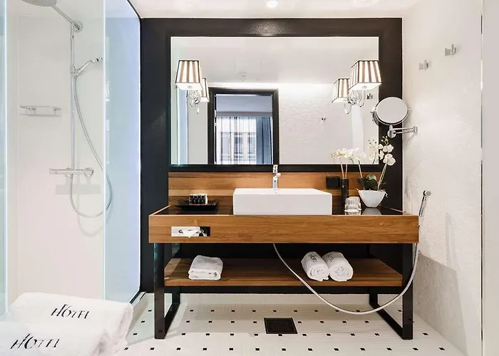 F6, An Ascend Collection 3* Helsinki