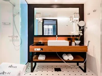 F6, An Ascend Collection 3*