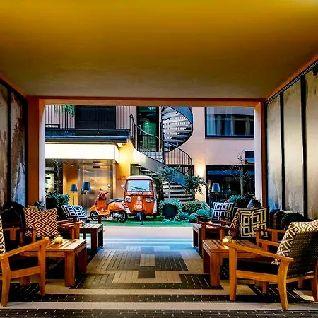 F6, Ascend Collection Hotelli 3*