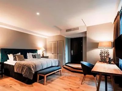 F6, An Ascend Collection Hotell 3*